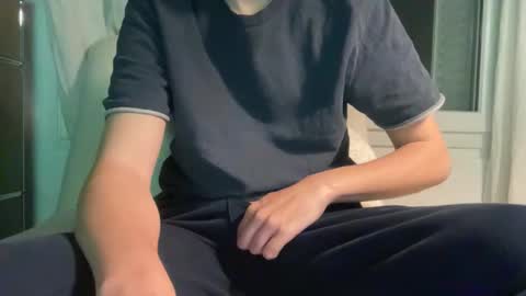 thickerbunny online show from April 4, 2026, 8:39 pm