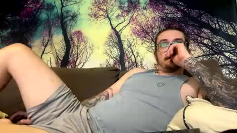 Snapshot of thickjimxx chatting on March 7, 2026, 8:50 pm thickjimxx online show from March 7, 2026, 8:50 pm