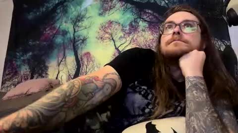 Snapshot of thickjimxx chatting on April 2, 2026, 8:06 pm thickjimxx online show from April 2, 2026, 8:06 pm