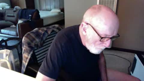 Thickmorningwoodinyou always online show from November 7, 2025, 6:08 pm