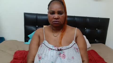 Snapshot of thicksexymellons chatting on May 20, 2026, 12:33 pm Pat online show from May 20, 2026, 12:33 pm