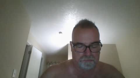 Snapshot of thickwhiteload chatting on November 23, 2025, 2:50 pm thickwhiteload online show from November 23, 2025, 2:50 pm