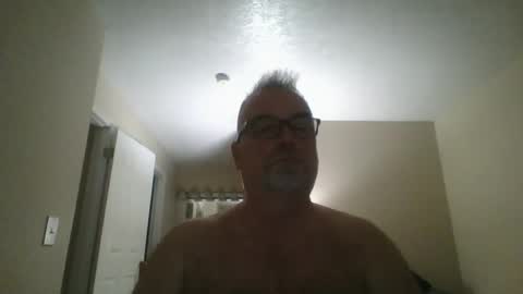 Snapshot of thickwhiteload chatting on November 25, 2025, 4:18 pm thickwhiteload online show from November 25, 2025, 4:18 pm