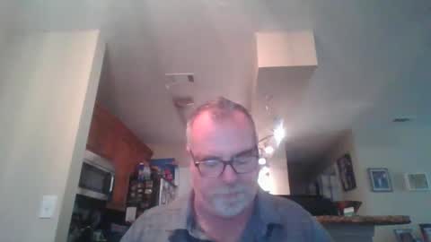 Snapshot of thickwhiteload chatting on December 18, 2025, 2:34 pm thickwhiteload online show from December 18, 2025, 2:34 pm