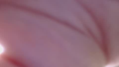 thickwhiteload online show from May 11, 2026, 6:05 pm
