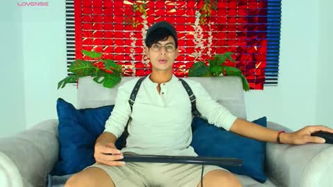 Thiago Saenzz online show from February 16, 2026, 3:46 am