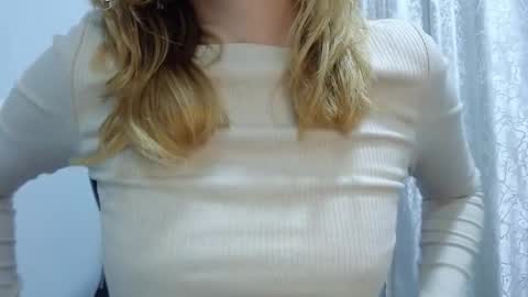 Snapshot of thin33 chatting on February 2, 2026, 2:54 am sara online show from February 2, 2026, 2:54 am