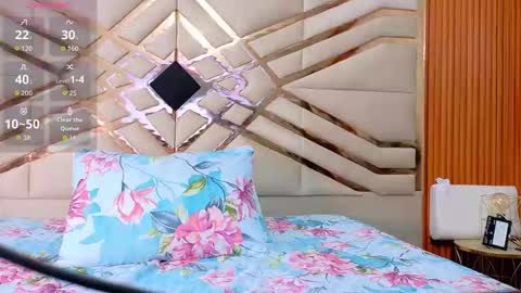 Eva  online show from February 16, 2026, 12:56 pm