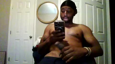 Snapshot of thisdickhitdifferent chatting on June 22, 2026, 12:57 pm Juelz online show from June 22, 2026, 12:57 pm