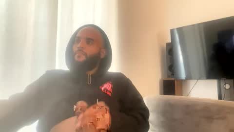 El DURO online show from December 17, 2025, 3:51 pm