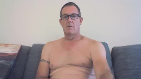 Snapshot of thisiswatiwant chatting on December 31, 2024, 6:27 am thisiswatiwant online show from December 31, 2024, 6:27 am