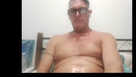 Snapshot of thisiswatiwant chatting on April 2, 2026, 1:36 am thisiswatiwant online show from April 2, 2026, 1:36 am