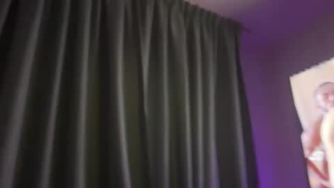 Snapshot of thixxdutchbamboo chatting on February 17, 2025, 4:31 am thixxdutchbamboo online show from February 17, 2025, 4:31 am