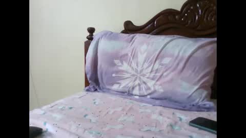Snapshot of thizwi1523 chatting on June 6, 2026, 9:36 am thizwi1523 online show from June 6, 2026, 9:36 am