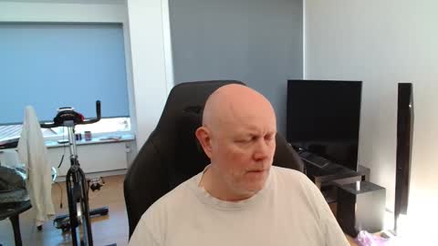 thomas315627 online show from May 25, 2026, 6:19 am