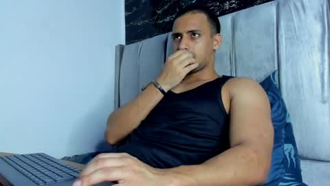 Thomas online show from April 5, 2026, 2:31 am