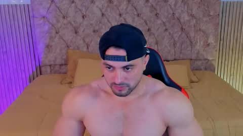 Thomas Brandon online show from December 5, 2025, 6:11 am