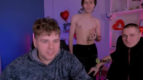 thomas_crow online show from February 25, 2026, 10:03 am