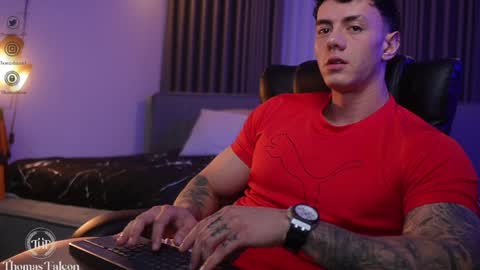 Snapshot of thomas_falcon1 chatting on December 13, 2024, 2:21 am Thomas Falcon online show from December 13, 2024, 2:21 am