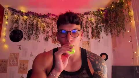 Thomas Grey online show from February 14, 2025, 1:34 am