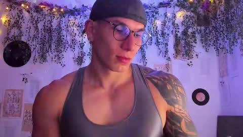 Thomas Grey online show from February 19, 2025, 9:17 am