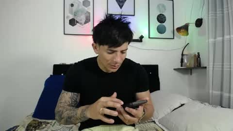 Snapshot of thomas_hot369 chatting on March 30, 2026, 5:03 pm thomas_hot369 online show from March 30, 2026, 5:03 pm