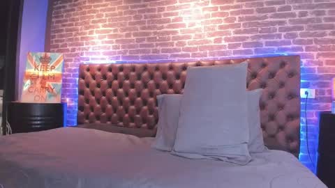 ---Thomas--- online show from February 21, 2025, 3:32 pm