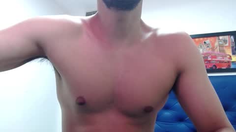 Snapshot of thomas_neuman chatting on February 2, 2025, 6:42 pm Thomas online show from February 2, 2025, 6:42 pm