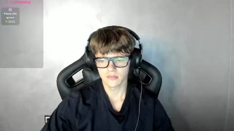 Tomas online show from July 27, 2026, 8:49 pm