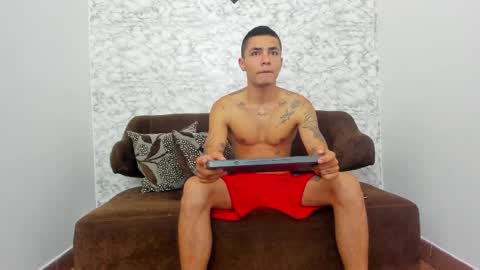 Snapshot of thomass_conor chatting on January 31, 2025, 12:29 pm thomass_conor online show from January 31, 2025, 12:29 pm