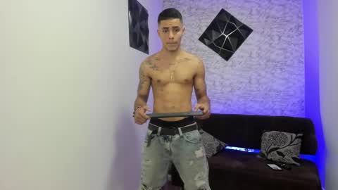 Snapshot of thomass_conor chatting on March 10, 2025, 11:49 pm thomass_conor online show from March 10, 2025, 11:49 pm