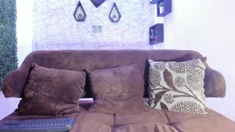 Snapshot of thomass_conor chatting on October 2, 2025, 11:17 am thomass_conor online show from October 2, 2025, 11:17 am