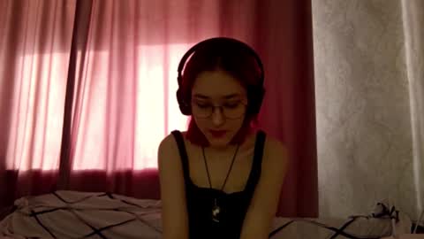 Lina online show from January 9, 2026, 6:38 am