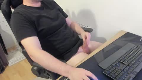 thommy2008 online show from December 22, 2025, 3:20 pm