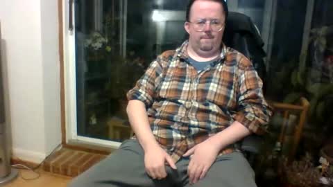 Snapshot of thomsam88 chatting on October 27, 2025, 2:59 am Thomsam88 check out my bio for loads of hot videos mmmmmmmmmm online show from October 27, 2025, 2:59 am