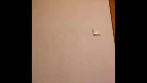 Thongsandstocking online show from April 19, 2026, 9:06 pm