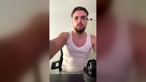Snapshot of thorodinson03 chatting on March 10, 2026, 7:35 am thorodinson03 online show from March 10, 2026, 7:35 am