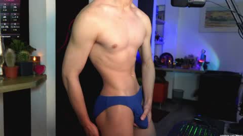   L e a n d e r   25OFF ON MY OF online show from April 15, 2026, 4:14 pm