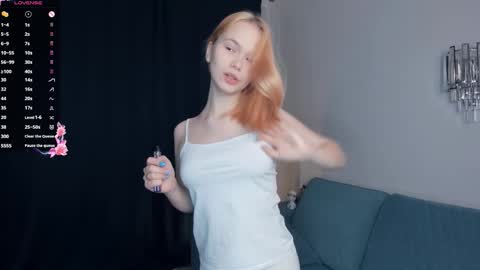 Snapshot of thousand_desires chatting on March 16, 2026, 8:18 am Lynn online show from March 16, 2026, 8:18 am