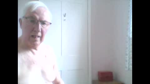 thruster99 online show from January 22, 2025, 10:07 am