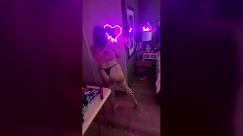 Snapshot of tht_1latinabarbie chatting on February 1, 2026, 7:56 pm LatinaBarbie666 online show from February 1, 2026, 7:56 pm