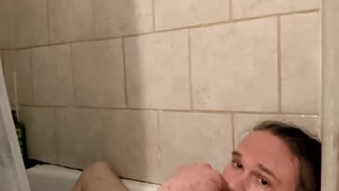 thunder8u42 online show from March 14, 2026, 9:37 am