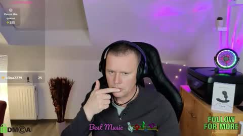 Snapshot of thunderbird02 chatting on February 15, 2025, 12:26 am Follow me Sgame por favor online show from February 15, 2025, 12:26 am