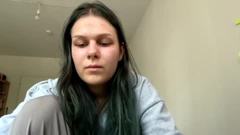 Snapshot of thunderclapf chatting on August 9, 2026, 3:28 pm thunderclapf online show from August 9, 2026, 3:28 pm