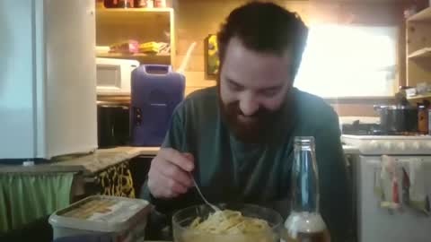 Snapshot of thunderjacker chatting on October 8, 2025, 1:58 am The Pen is Mightier than Sword online show from October 8, 2025, 1:58 am