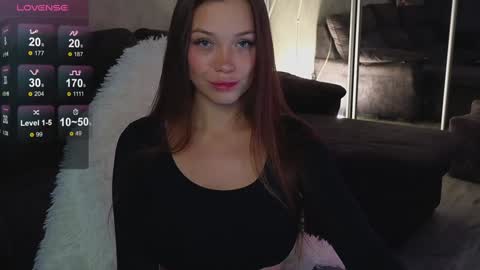 Snapshot of tia__moon chatting on November 15, 2025, 6:04 pm tia__moon online show from November 15, 2025, 6:04 pm