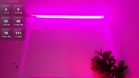 tiabelle online show from October 13, 2025, 5:13 pm