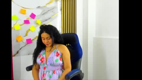 Snapshot of tiana_hots chatting on April 24, 2026, 9:17 pm tiana_hots online show from April 24, 2026, 9:17 pm
