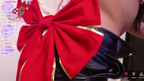 Tiana Le online show from December 24, 2024, 3:49 am