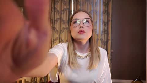 Jane online show from April 1, 2026, 1:41 pm